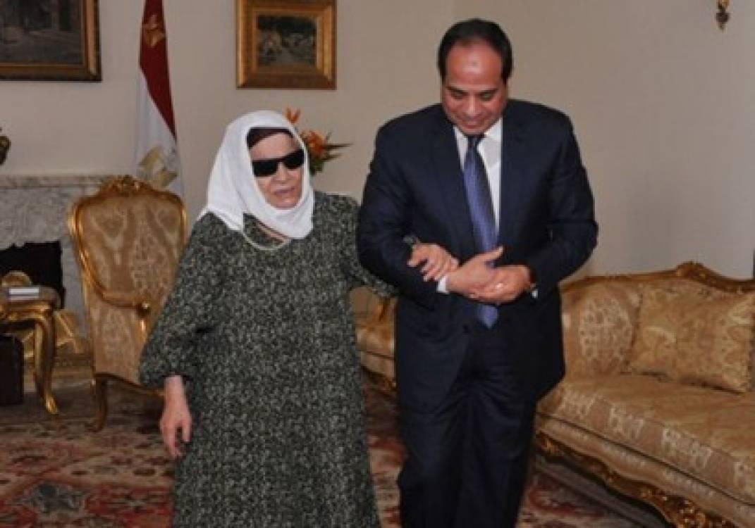وفاة« الحاجة زينب» المنتبرعة بقرطها الذهبي لصندوق« تحيا مصر»... تعرف على وصيتها