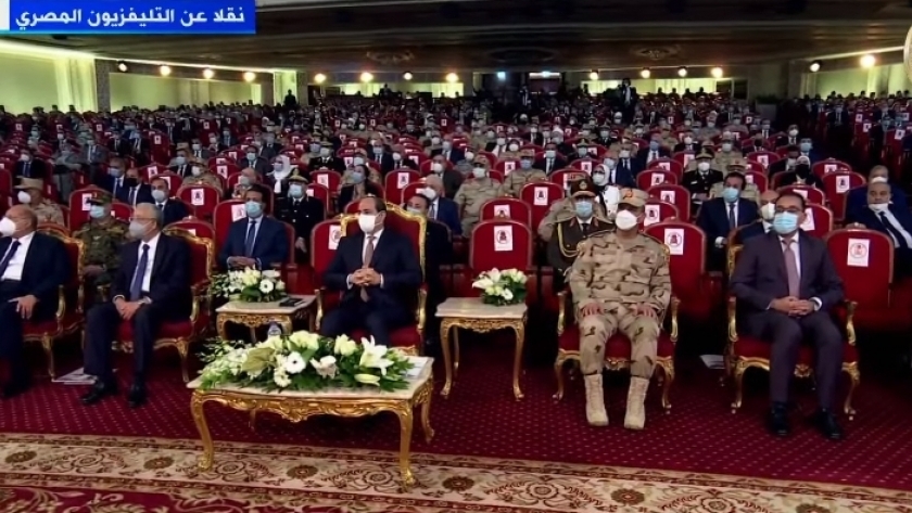 بث مباشر.. الرئيس يشاهد فيلماً تسجيلياً في احتفال يوم الشهي