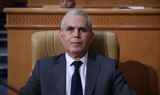 وزير الدفاع التونسي يرفض مقابلة نائب حزب الحركة الإخوانية الإرهابية