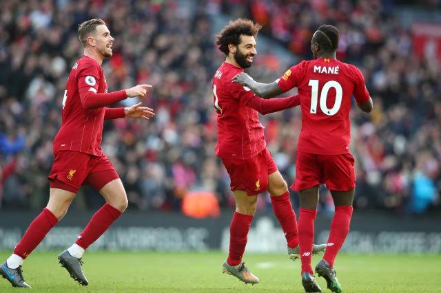 ليفربول يهزم كريستال بالاس بثلاثية وينفرد بصدارة البريميرليج