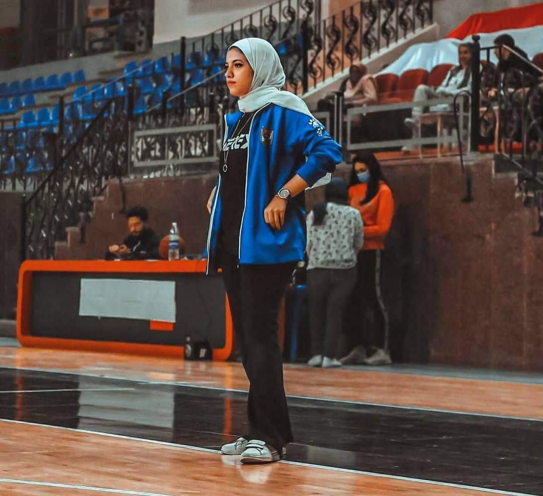 سالي خميس
