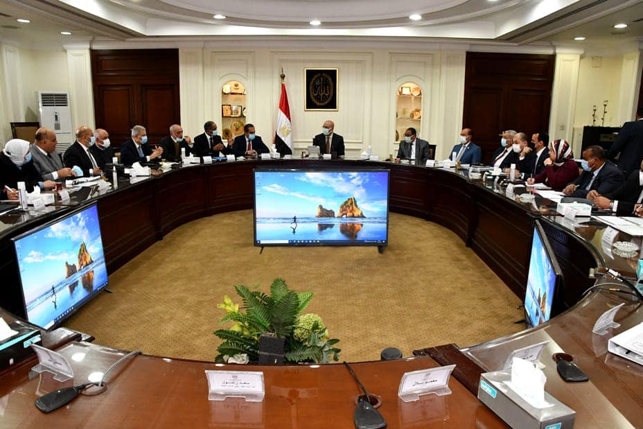 صورة لوزير الإسكان يترأس اجتماع مبادرة حياة كريمة
