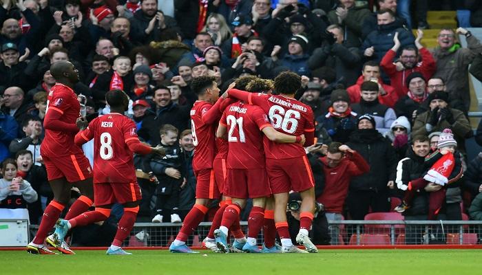ليفربول يواصل المشوار بفوز على كارديف سيتي