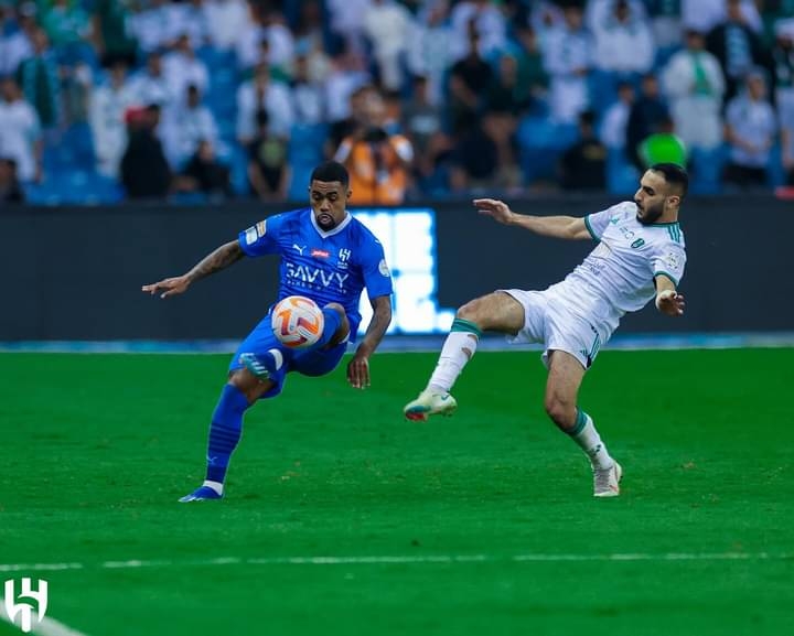 الهلال السعودي والأهلي جدة