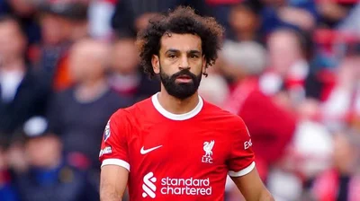 محمد صلاح يقترب من كتابة التاريخ