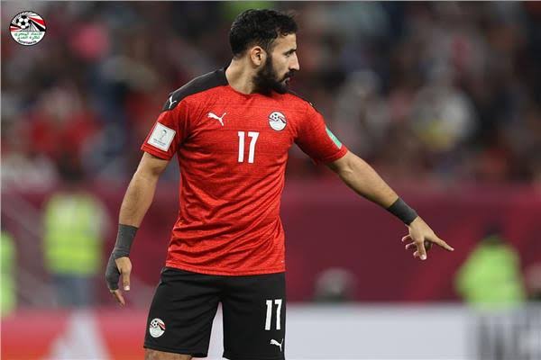 فيتوريا يستقر على ضم مهند لاشين