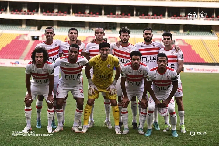 أول الراحلين من القلعة البيضاء