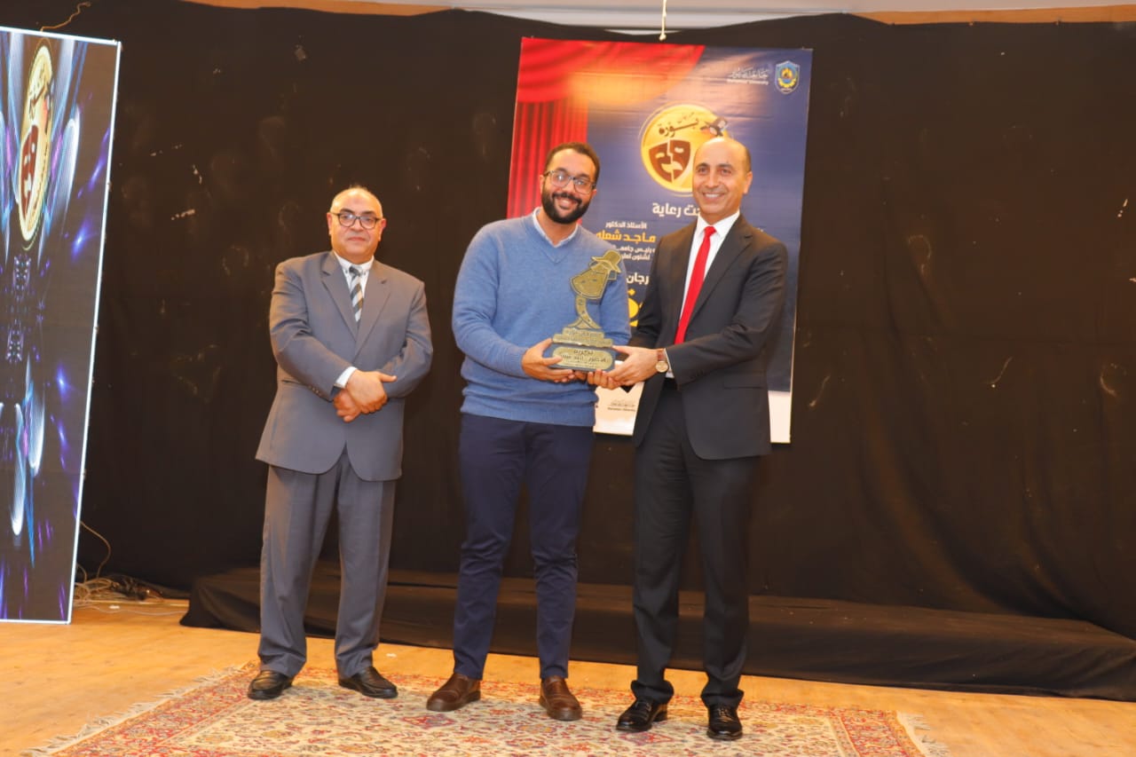 تكريم الفائزين في مهرجان بؤرة