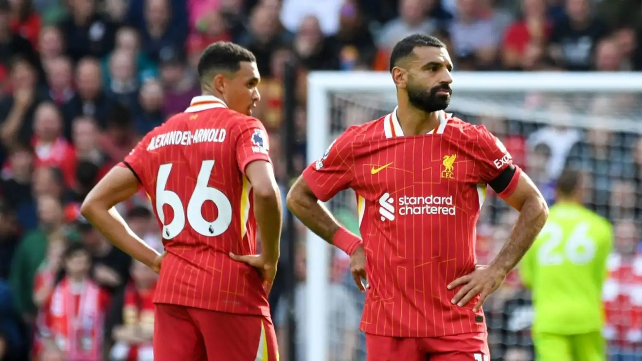 محمد صلاح وارنولد لاعبا ليفربول