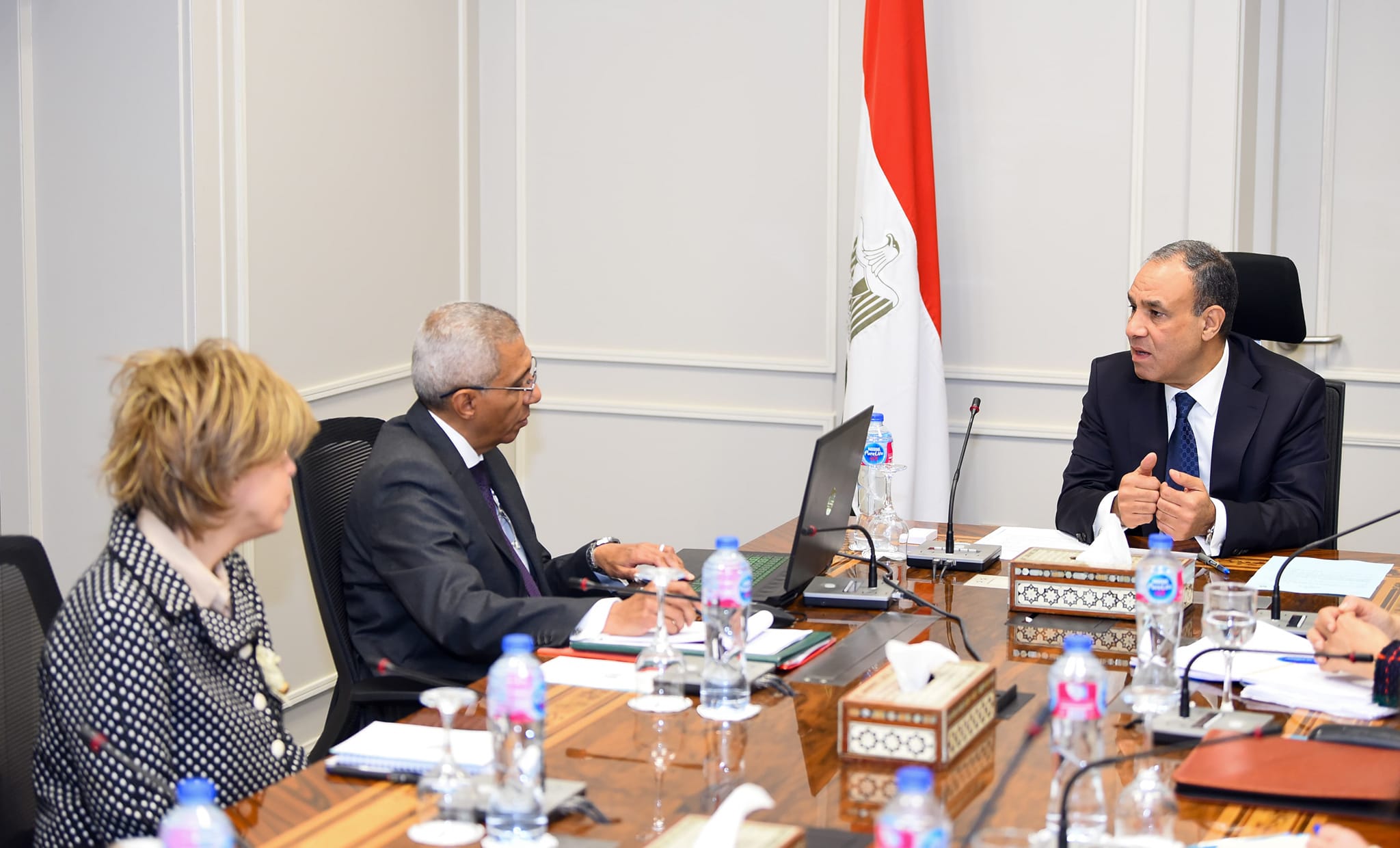 وزير الخارجية