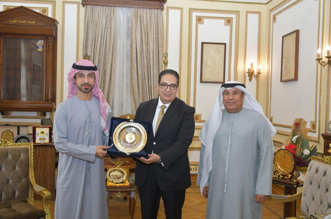 رئيس جامعة القاهرة