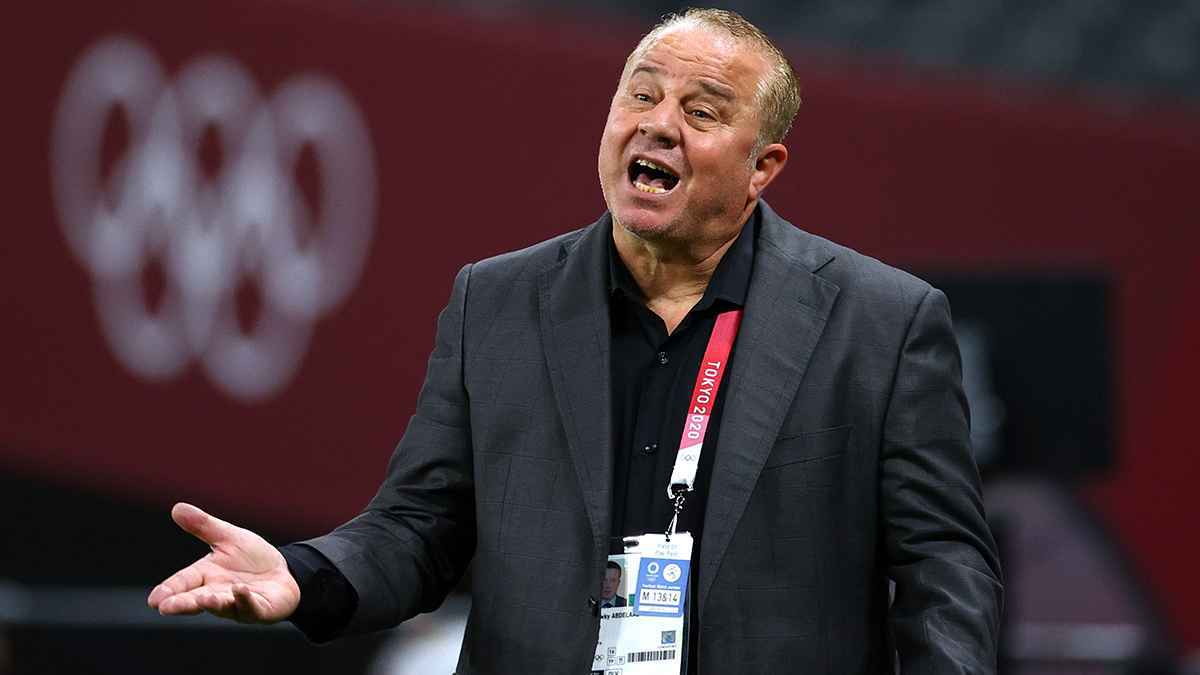 شوقي غريب
