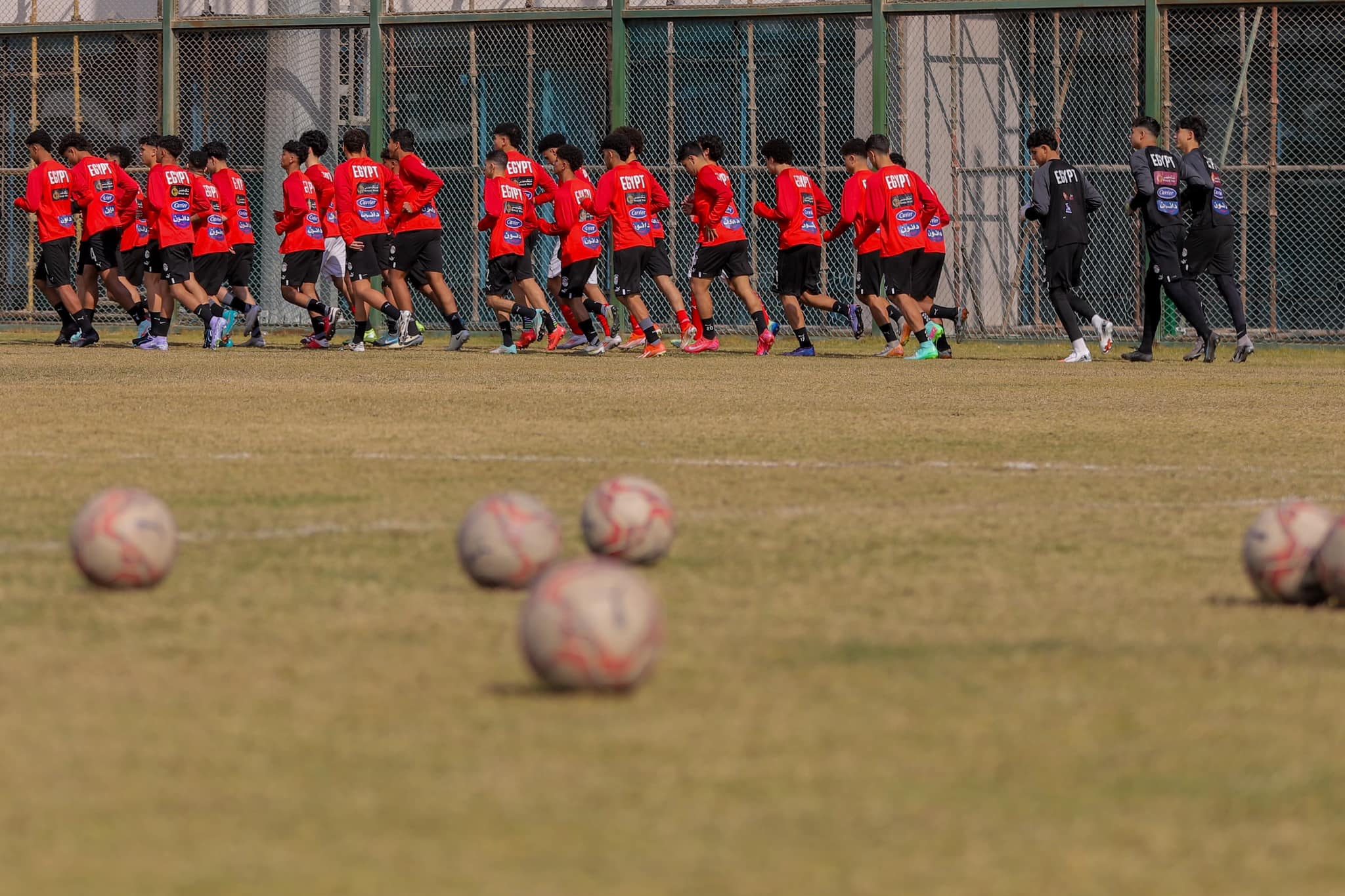 معسكر منتخب 17 سنة